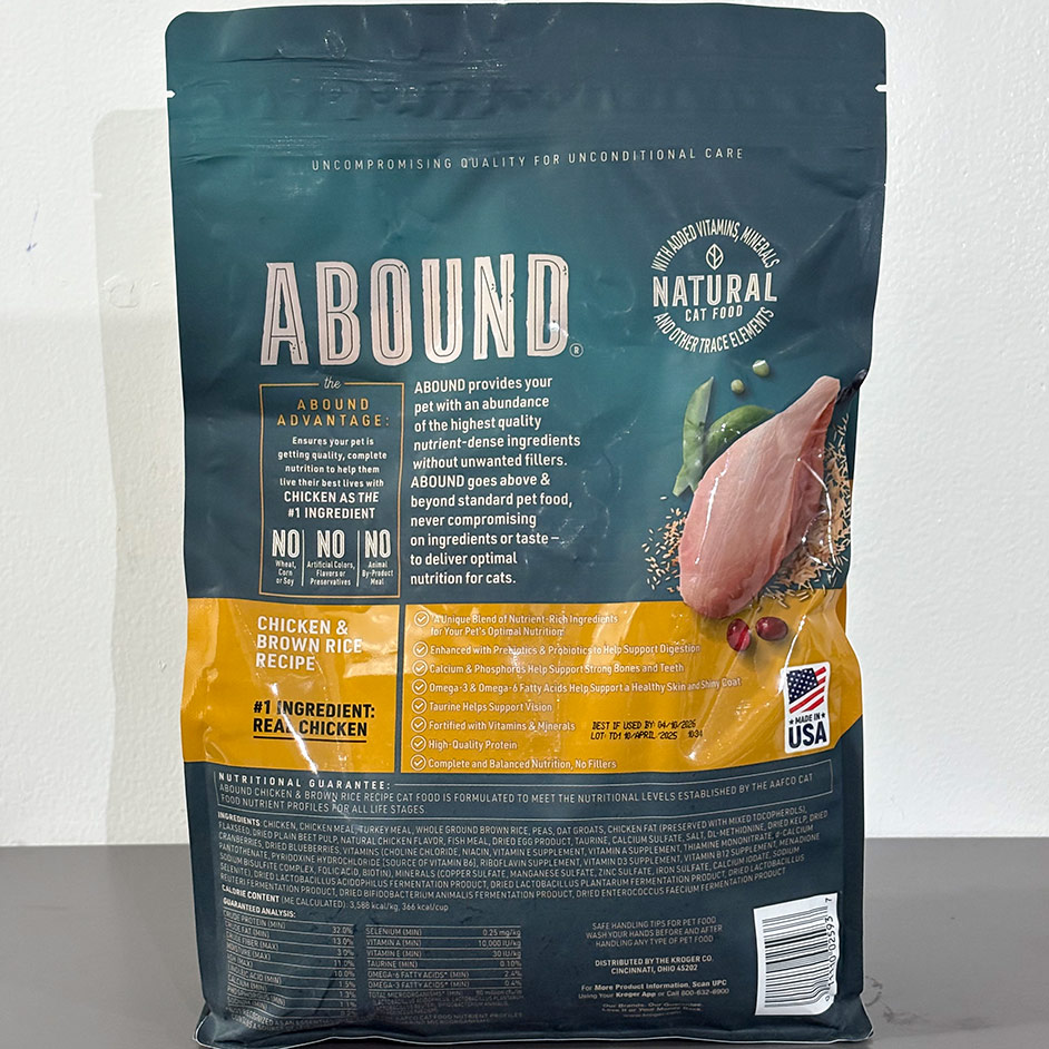 Abound Grain Free Natural Adult Cat & Kitten Dry Food, Chicken & Brown Rice, 3.5 lbs - Image 2
